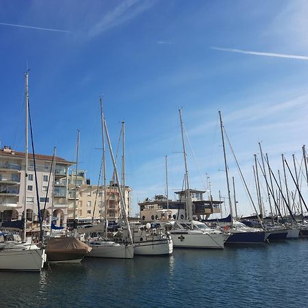 Coeur Marina Climatise Terrasse Parking Lägenhet Fréjus Exteriör bild